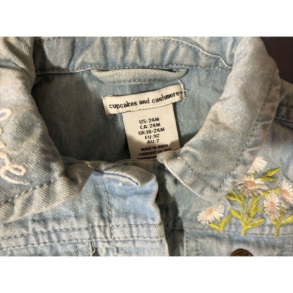 Girls Cupcakes and Cashmere Embroidered Love and Daisies Ruffled denim  2T - Picture 5 of 14